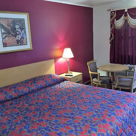 Budget Inn Wrightstown Екстериор снимка