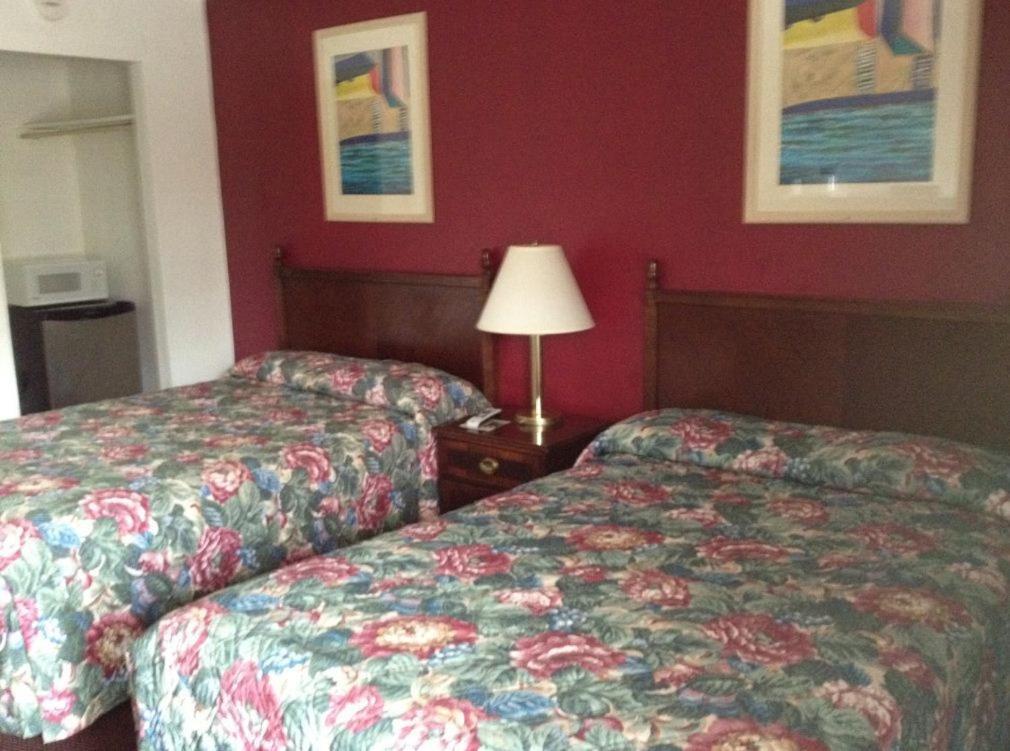 Budget Inn Wrightstown Стая снимка
